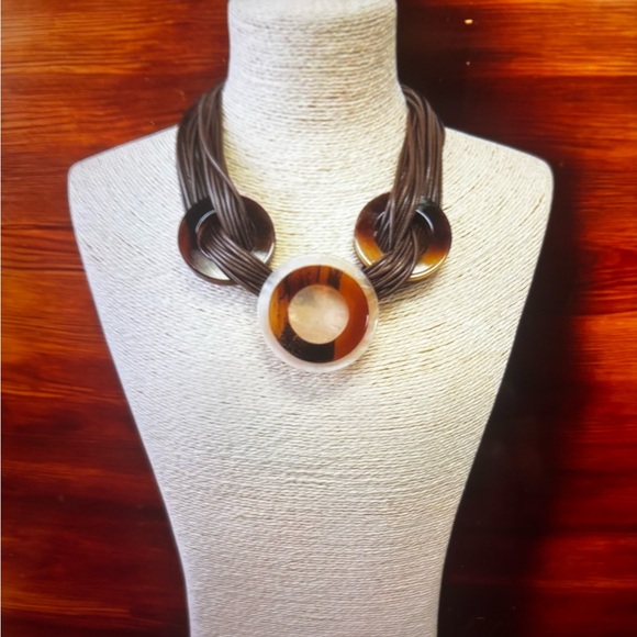 Bijoux Envie Jewelry - Multi Strand Tortoise Shell Necklace